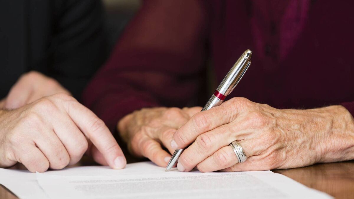 Read more about the article My husband doesn’t want to make a will. What would you advise?